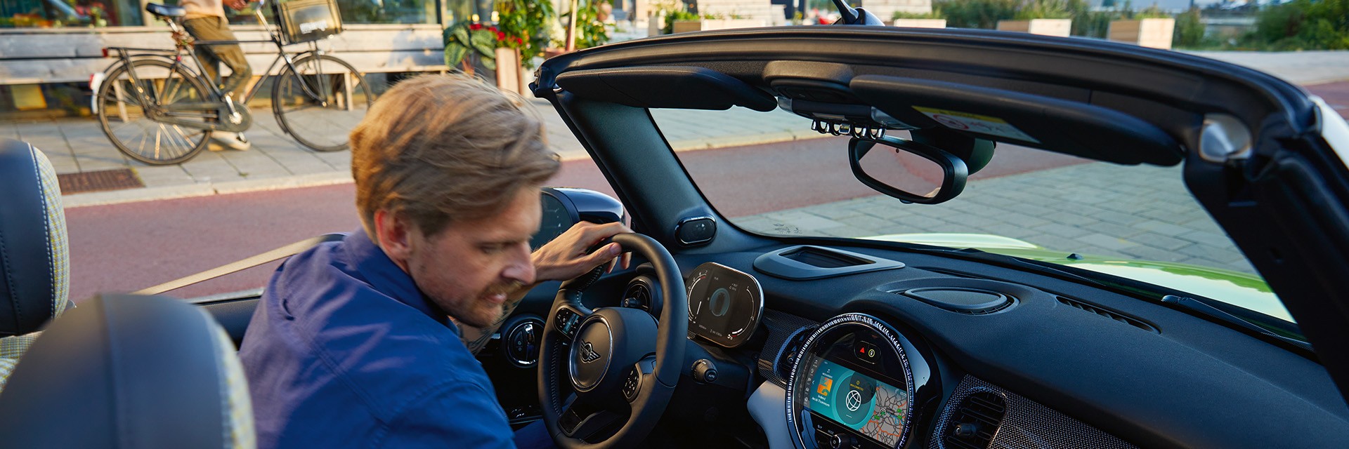 Аксессуары MINI -  5-дверный серебристый хэтчбек MINI Cooper s, картина Джексонлории